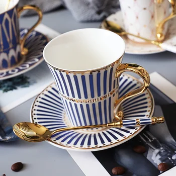 Porselen İngiliz Kahve fincan ve çay tabağı Lüks Kraliyet Kemik Çini Tazas De Ceramica Creativas Porselen espresso fincanı Lüks HH50BD