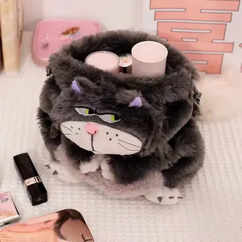Tokyo Disney Lucifer Kedi Paket Cep peluş oyuncak Bebek Kozmetik Bagscinderella Pet Kedi Kibirli Lucifer Oyuncaklar Kızlar için Hediyeler