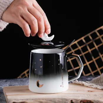 Yaratıcı Yıldız Kupa Bireysel Eğilim Seramik Su Bardağı Nordic Süt Kahve çay kapaklı bardak Kaşık Içme